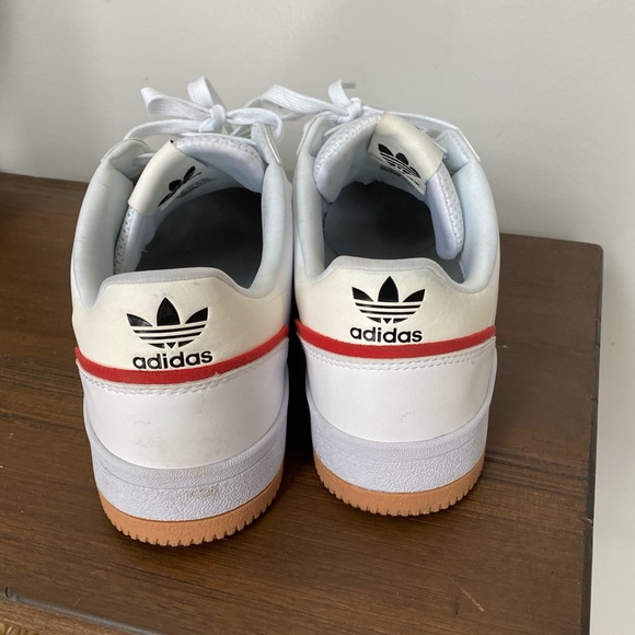 Mens White Adidas Court Tourino Tennis Sneaker Size 13 - Picture 3 of 6